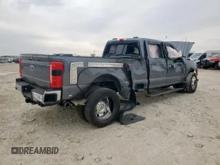 2025 Ford Super Duty F-450 DRW XL with VIN 1FT8W4DT4SEC06280, listed as a Copart auction lot 48134585 with 2,286 mi miles and Salvage Title. Bid and sale history available at carsss.com. Image 3.