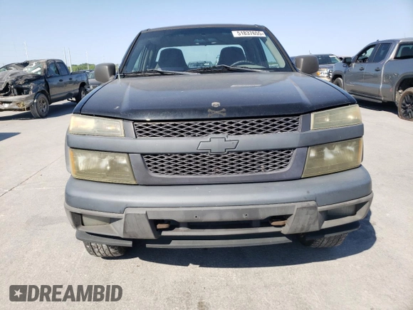 2005 Chevrolet Colorado LS Z71 z VIN 1GCDT196158230094, wystawiony jako Copart lot #51837655 z przebiegiem 149 006 mil mil oraz Szkoda całkowita • Salvage title. Historia ofert i sprzedaży dostępna na DreamBid. Obrazek 5.