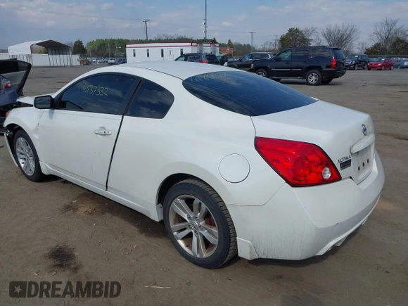 2013 Nissan Altima S with VIN 1N4AL2EP2DC273139, listed as a IAAI auction lot 41837332 with 205,993 mi miles and . Bid and sale history available at DreamBid. Image 3.