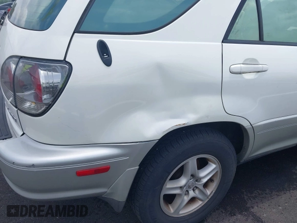 2002 Lexus RX 300 with VIN JTJGF10U220139584, listed as a IAAI auction lot 42454224 with 240,475 mi miles and . Bid and sale history available at DreamBid. Image 6.