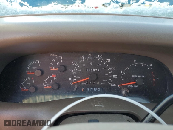 2000 Ford F-350 XL with VIN 1FTSX31F9YEB88587, listed as a Copart auction lot 45626735 with 123,973 mi miles and Salvage Title. Bid and sale history available at DreamBid. Image 9.