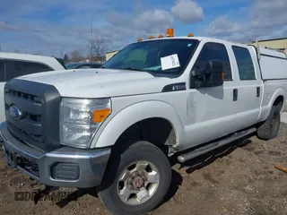 2015 Ford F-250 Lariat with VIN 1FT7W2B62FED04453, listed as a IAAI auction lot 41879422 with 313,725 mi miles and . Bid and sale history available at DreamBid. Image 17.