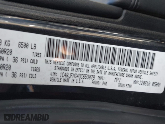 2013 Jeep Grand Cherokee Laredo with VIN 1C4RJFAG4DC653079, listed as a IAAI auction lot 41726726 with 152,356 mi miles. Bid and sale history available at carsss.com. Image 9.
