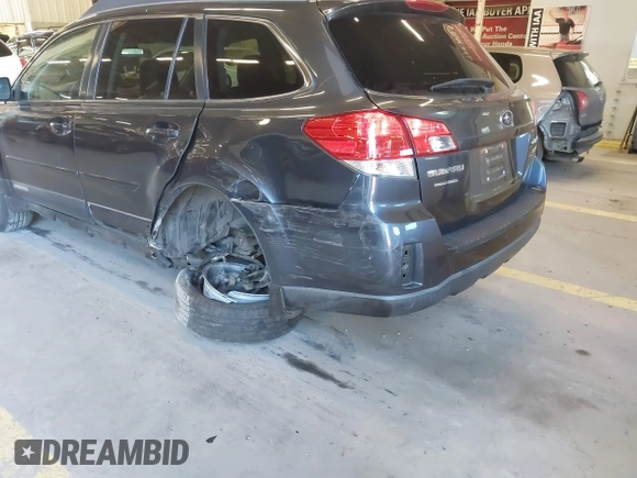2011 Subaru Outback Premium z VIN 4S4BRBCC8B3435877, wystawiony jako IAAI lot #42164303 z przebiegiem 134 465 mil mil oraz . Historia ofert i sprzedaży dostępna na DreamBid. Obrazek 13.