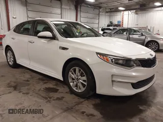 2018 Kia Optima LX z VIN 5XXGT4L38JG189662, wystawiony jako IAAI lot #42418886 z przebiegiem 115 949 mil mil oraz . Historia ofert i sprzedaży dostępna na DreamBid. Obrazek 1.