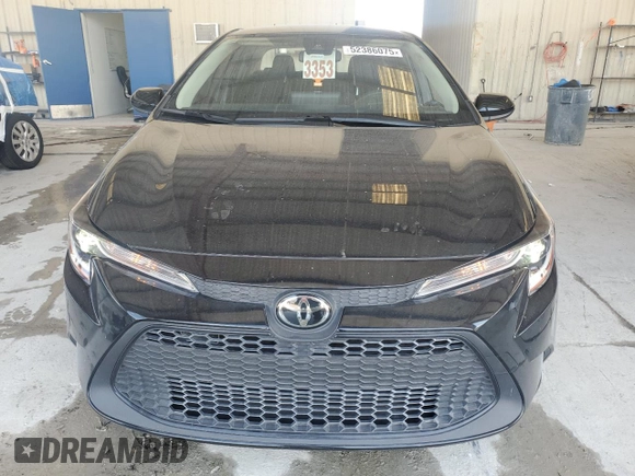 2022 Toyota Corolla LE with VIN JTDEPMAEXNJ197960, listed as a Copart auction lot 52386075 with 32,221 mi miles and Salvage Title. Bid and sale history available at DreamBid. Image 5.