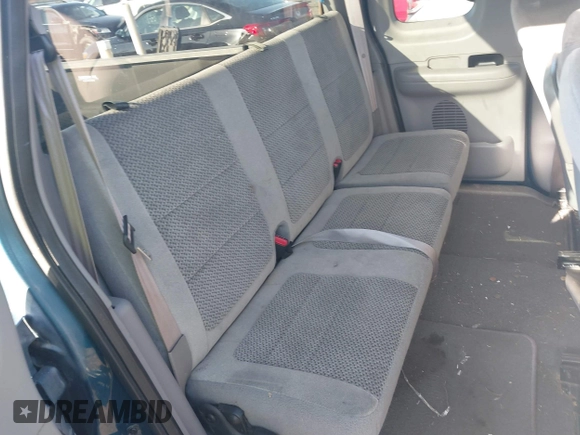 2001 Ford F-150 XL with VIN 1FTRX17W71NA81344, listed as a IAAI auction lot 41840571 with 143,938 mi miles and . Bid and sale history available at DreamBid. Image 8.