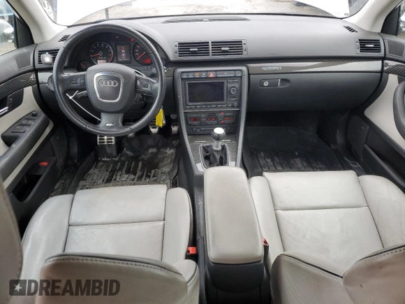 2008 Audi RS 4 z VIN WUADU78E78N900345, wystawiony jako Copart lot #45153045 z przebiegiem 142 835 mil mil oraz Szkody całkowita. Historia ofert i sprzedaży dostępna na DreamBid. Obrazek 8.