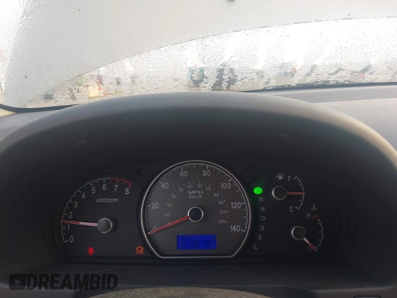 2007 Hyundai Elantra GLS z VIN KMHDU46D07U228733, wystawiony jako IAAI lot #42406987 z przebiegiem 125 879 mil mil oraz . Historia ofert i sprzedaży dostępna na DreamBid. Obrazek 7.