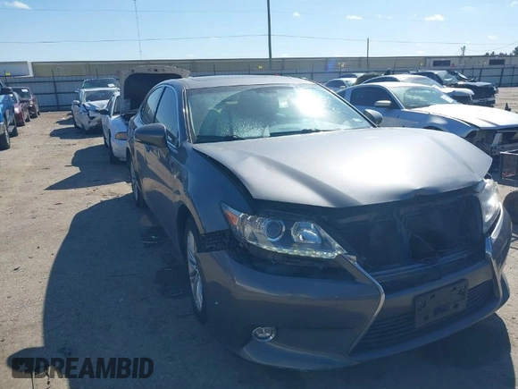 2014 Lexus ES 350 with VIN JTHBK1GG0E2127160, listed as a IAAI auction lot 41671108 with 130,255 mi miles. Bid and sale history available at carsss.com. Image 1.