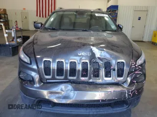 2018 Jeep Cherokee Latitude Plus with VIN 1C4PJLLX8JD510273, listed as a Copart auction lot 76242474 with 132,645 mi miles and Salvage Title. Bid and sale history available at carsss.com. Image 5.