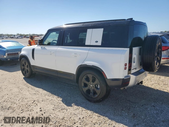 2022 Land Rover Defender SE with VIN SALEPERU1N2100701, listed as a Copart auction lot 80293774 with Not provided miles and Salvage title. Bid and sale history available at DreamBid. Image 2.