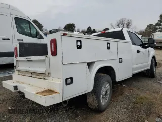 2019 FORD F350 SUPER DUTY with VIN 1FDBF3A67KEG49808, listed as a Copart auction lot 89036805 with Not Provided miles and Salvage Title. Bid and sale history available at DreamBid. Image 3.