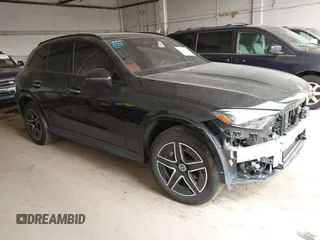 2023 Mercedes-Benz GLC 300 z VIN W1NKM4HB9PF029037, wystawiony jako IAAI lot #42351661 z przebiegiem 16 600 mil mil oraz . Historia ofert i sprzedaży dostępna na DreamBid. Obrazek 1.