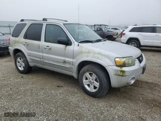 2005 Ford Escape Hybrid with VIN 1FMCU95HX5KC07541, listed as a Copart auction lot 84209534 with 187,074 mi miles and Clean Title. Bid and sale history available at carsss.com. Image 4.