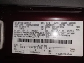 2019 Lincoln MKC Select z VIN 5LMCJ2D95KUL07473, wystawiony jako IAAI lot #42052830 z przebiegiem 70 553 mil mil oraz . Historia ofert i sprzedaży dostępna na DreamBid. Obrazek 9.