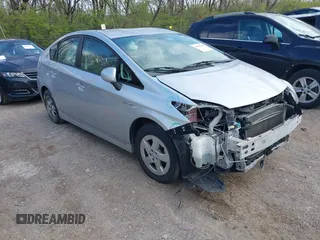 2011 Toyota Prius I with VIN JTDKN3DU9B0268301, listed as a IAAI auction lot 41983104 with 172,883 mi miles. Bid and sale history available at carsss.com. Image 1.