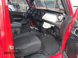 2021 Jeep Gladiator Freedom z VIN 1C6HJTAG0ML547293, wystawiony jako IAAI lot #41926067 z przebiegiem 57 696 mil mil oraz . Historia ofert i sprzedaży dostępna na DreamBid. Obrazek 5.