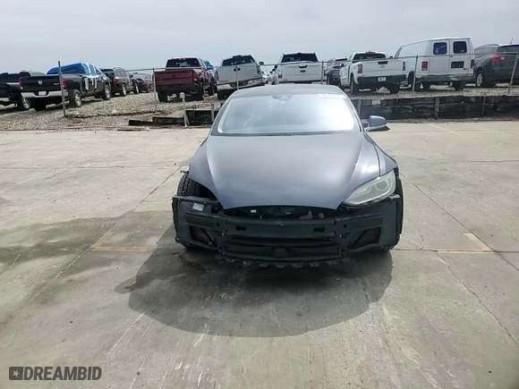 2014 Tesla Model S P85D with VIN 5YJSA1H21EFP64966, listed as a Copart auction lot 47468045 with 125,010 mi miles and Salvage Title. Bid and sale history available at carsss.com. Image 10.