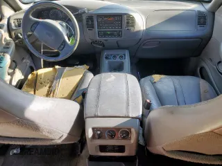 2002 Ford Expedition Eddie Bauer with VIN 1FMRU17L02LA05326, listed as a Copart auction lot 58048805 with 211,594 mi miles and Salvage title. Bid and sale history available at DreamBid. Image 8.