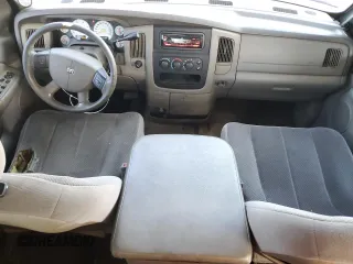 2005 Dodge Ram 2500 SLT with VIN 3D7KR28C85G773185, listed as a Copart auction lot 68226534 with 313,971 mi miles and Salvage Title. Bid and sale history available at carsss.com. Image 8.