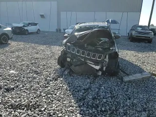 2018 Jeep Compass Sport z VIN 3C4NJCABXJT106979, wystawiony jako Copart lot #62165865 z przebiegiem Nie podano mil oraz Szkoda całkowita • Salvage title. Historia ofert i sprzedaży dostępna na DreamBid. Obrazek 15.