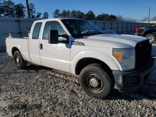 2012 Ford Super Duty F-250 SRW XL with VIN 1FT7X2A62CEB82560, listed as a Copart auction lot 88019365 with 391,447 mi miles and Salvage Title. Bid and sale history available at carsss.com. Image 4.
