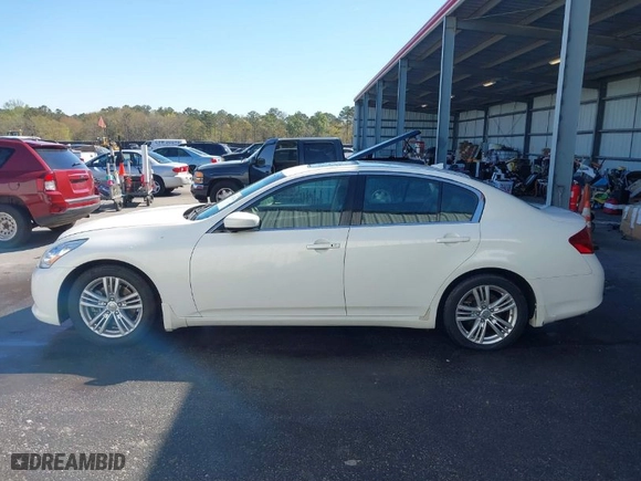 2013 Infiniti G37 Sedan Journey with VIN JN1CV6AP4DM721064, listed as a IAAI auction lot 41874316 with 214,344 mi miles. Bid and sale history available at carsss.com. Image 14.