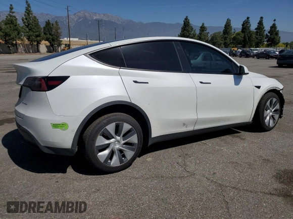 2022 Tesla Model Y Long Range with VIN 7SAYGDEE8NF551850, listed as a Copart auction lot 52747195 with 62,340 mi miles and Salvage Title. Bid and sale history available at carsss.com. Image 3.