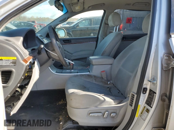 2011 Hyundai Veracruz Limited z VIN KM8NU4CC0BU148793, wystawiony jako Copart lot #42675365 z przebiegiem 205 842 mil mil oraz Szkoda całkowita • Salvage title. Historia ofert i sprzedaży dostępna na DreamBid. Obrazek 7.