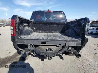 2022 Ram 1500 Lone Star with VIN 1C6RREFT2NN372484, listed as a Copart auction lot 83815724 with 32,908 mi miles and Salvage title. Bid and sale history available at DreamBid. Image 6.