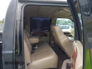 2003 Ford F-250 XL с VIN 1FTNW21P93EB38638, выставлен на аукционе IAAI как лот 42278948 с пробегом 565 931 миль миль и . История ставок и продаж доступна на DreamBid. Изображение 8.