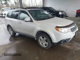 2010 Subaru Forester 2.5X Limited with VIN JF2SH6DC3AH902560, listed as a IAAI auction lot 41856303 with 142,403 mi miles. Bid and sale history available at carsss.com. Image 1.