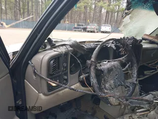 2002 Chevrolet Tahoe LT z VIN 1GNEC13Z82R238343, wystawiony jako IAAI lot #41796657 z przebiegiem Nie podano mil oraz . Historia ofert i sprzedaży dostępna na DreamBid. Obrazek 7.