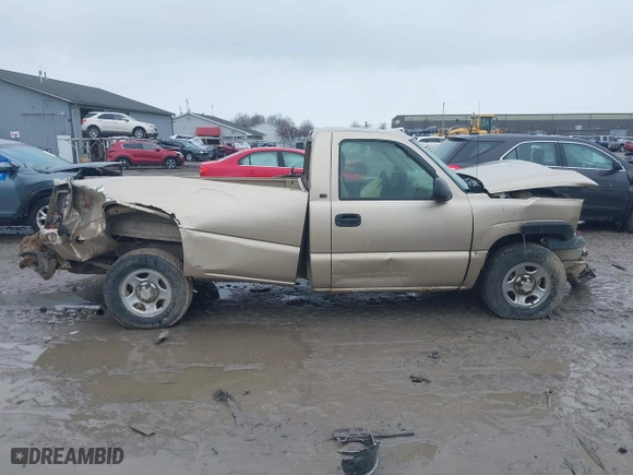 2004 Chevrolet Silverado 1500 with VIN 1GCEC14V74E229034, listed as a IAAI auction lot 41735729 with 1 mi miles. Bid and sale history available at carsss.com. Image 13.