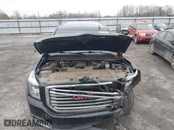 2016 GMC Yukon SLT with VIN 1GKS1BKC9GR480199, listed as a IAAI auction lot 41352032 with 146,716 mi miles. Bid and sale history available at carsss.com. Image 10.