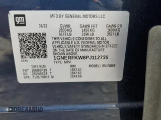 2023 Chevrolet Traverse LS z VIN 1GNERFKW8PJ112735, wystawiony jako Copart lot #60020405 z przebiegiem 72 912 mil mil oraz Szkoda całkowita • Salvage title. Historia ofert i sprzedaży dostępna na DreamBid. Obrazek 13.