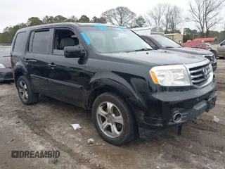 2013 Honda Pilot EX-L with VIN 5FNYF3H58DB028459, listed as a IAAI auction lot 41472016 with 240,000 mi miles. Bid and sale history available at carsss.com. Image 1.