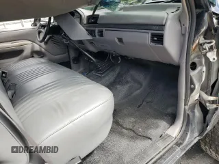 1997 Ford F-250 z VIN 3FTHF26F8VMA00888, wystawiony jako Copart lot #71546154 z przebiegiem Nie podano mil oraz Szkoda całkowita • Salvage title. Historia ofert i sprzedaży dostępna na DreamBid. Obrazek 8.