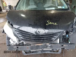 2014 Toyota Sienna LE AAS with VIN 5TDKK3DC7ES426751, listed as a IAAI auction lot 41975870 with 100,000 mi miles and . Bid and sale history available at carsss.com. Image 6.