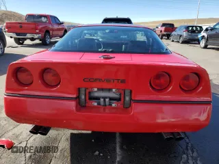 1985 Chevrolet Corvette z VIN 1G1YY0784F5120783, wystawiony jako Copart lot #49300085 z przebiegiem 48 620 mil mil oraz Czysty tytuł • Clean title. Historia ofert i sprzedaży dostępna na DreamBid. Obrazek 6.
