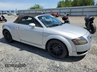 2001 Audi TT z VIN TRUTC28N011007130, wystawiony jako Copart lot #58706525 z przebiegiem 150 959 mil mil oraz Tytuł czysty. Historia ofert i sprzedaży dostępna na DreamBid. Obrazek 4.