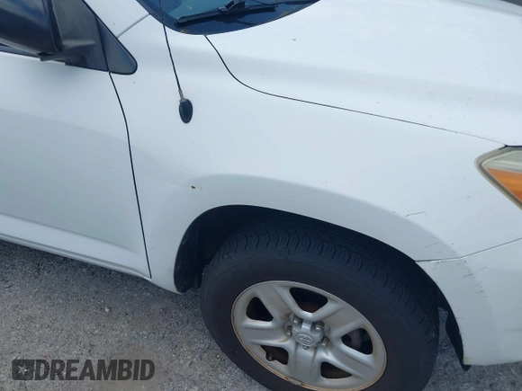 2008 Toyota RAV4 with VIN JTMZD33V386056494, listed as a IAAI auction lot 42103324 with 287,271 mi miles. Bid and sale history available at carsss.com. Image 6.