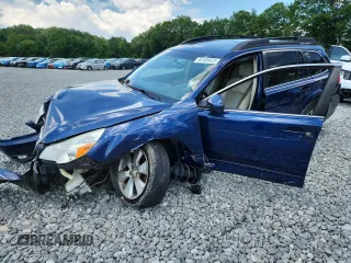 2010 Subaru Outback Limited Power Moon with VIN 4S4BRBKC4A3310682, listed as a Copart auction lot 62468425 with 203,903 mi miles and Clean title. Bid and sale history available at DreamBid. Image 1.