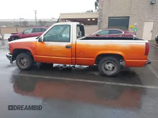 1996 Chevrolet Silverado 1500 with VIN 1GCEC14W0TZ218067, listed as a IAAI auction lot 41480287 with 280,500 mi miles and . Bid and sale history available at DreamBid. Image 14.
