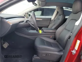 2024 Tesla Model Y Long Range z VIN 7SAYGDEE4RA240502, wystawiony jako Copart lot #48730435 z przebiegiem 16 041 mil mil oraz Szkoda całkowita • Salvage title. Historia ofert i sprzedaży dostępna na DreamBid. Obrazek 7.