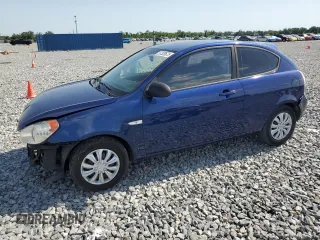 2008 Hyundai Accent GS z VIN KMHCM36C98U071072, wystawiony jako Copart lot #57320675 z przebiegiem 136 412 mil mil oraz Szkoda całkowita • Salvage title. Historia ofert i sprzedaży dostępna na DreamBid. Obrazek 1.