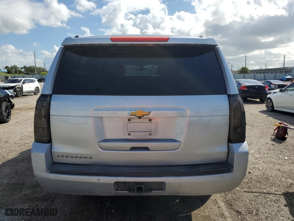 2015 Chevrolet Suburban LS with VIN 1GNSCHKC0FR142513, listed as a Copart auction lot 77311994 with 185,263 mi miles and Salvage Title. Bid and sale history available at carsss.com. Image 6.