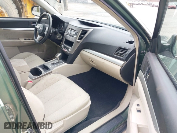 2010 Subaru Outback с VIN 4S4BRBAC9A3351133, выставлен на аукционе IAAI как лот 40726490 с пробегом 129 168 миль миль и . История ставок и продаж доступна на DreamBid. Изображение 5.