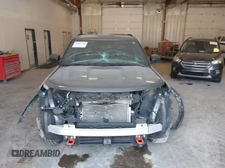 2022 Ford Explorer Timberline z VIN 1FMSK8JH1NGA67738, wystawiony jako IAAI lot #42074731 z przebiegiem 60 885 mil mil oraz . Historia ofert i sprzedaży dostępna na DreamBid. Obrazek 12.